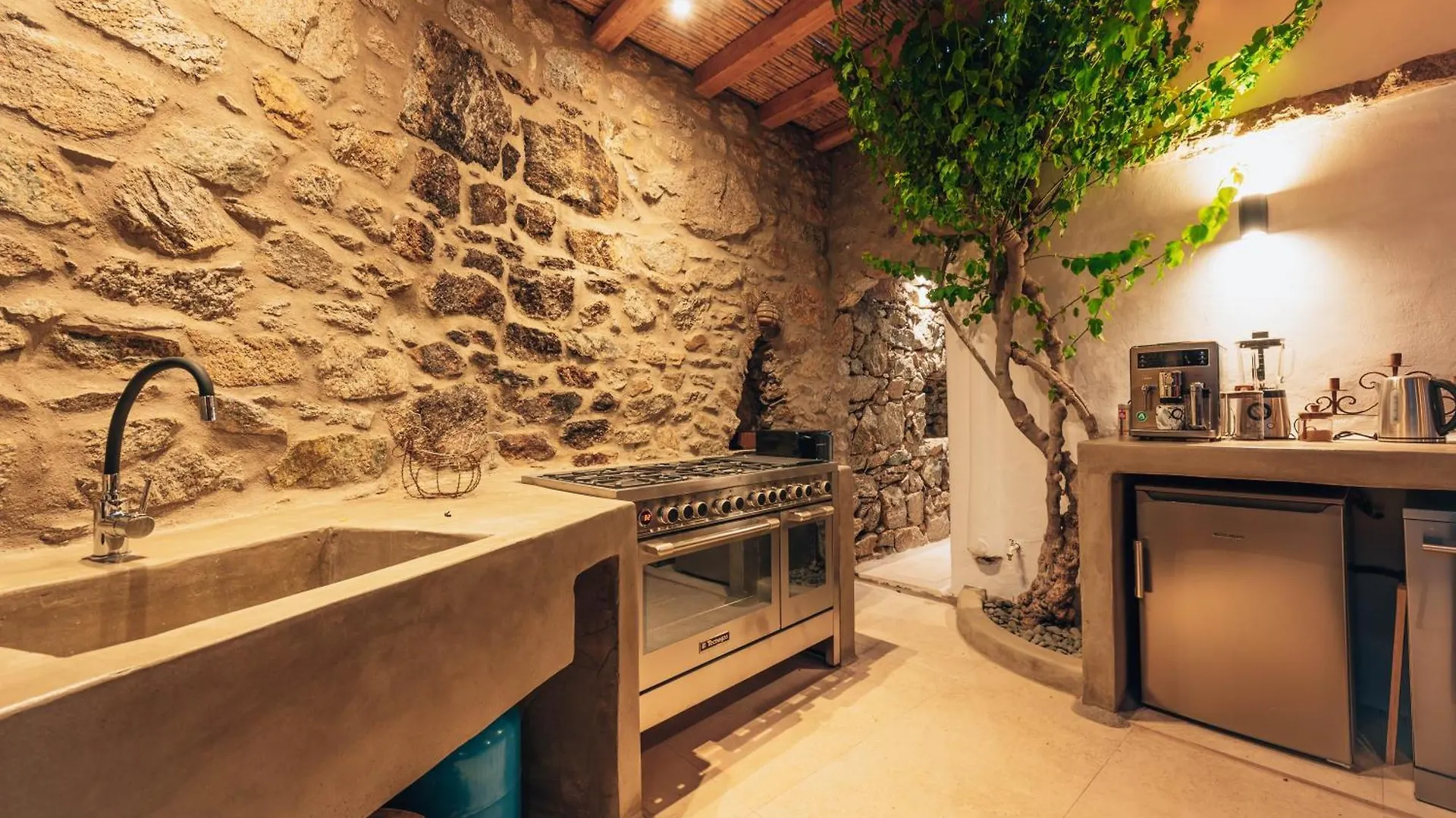 Nomade Villa 4 Bd In Psarou Mykonos Town Greece
